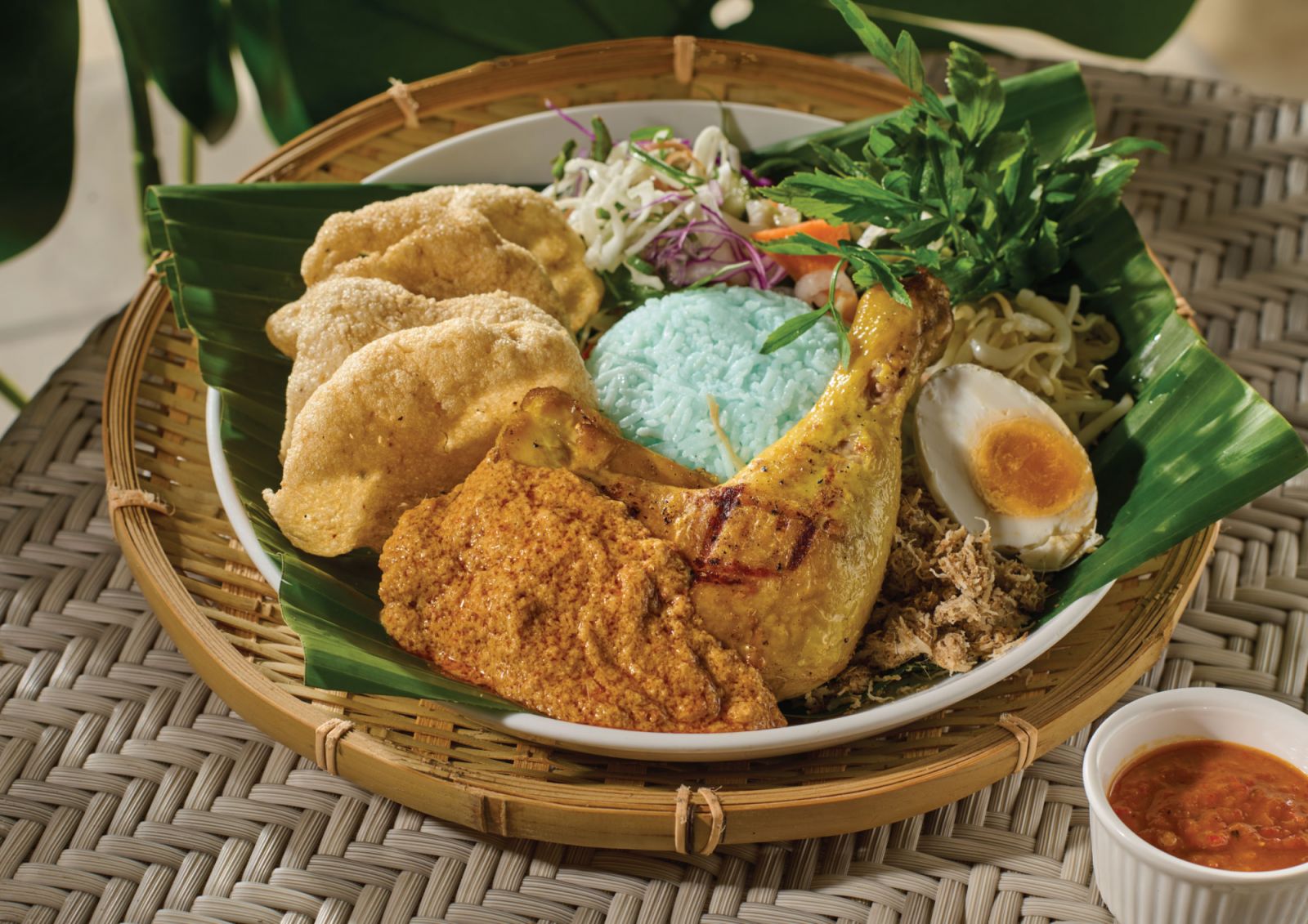 Asian and Western dining offerings at the Golfers Terrace