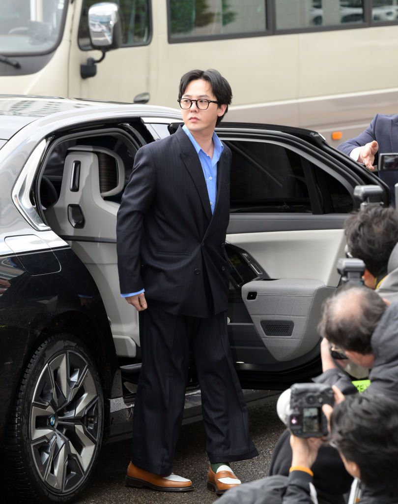 INCHEON , SOUTH KOREA - November 06: South Korean rapper and singer G-dragon attends at the Nonhyeon police station for questioning on suspicion of illegal drug use on November 06, 2023 in Incheon, South Korea (Photo by The Chosunilbo JNS/Imazins via Getty Images)