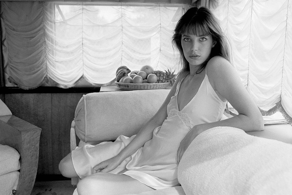 English actress Jane Birkin on the set of the movie La Moutarde Me Monte au Nez (Lucky Pierre), directed by Claude Zidi. (Photo by jean-Louis Atlan/Sygma via Getty Images)