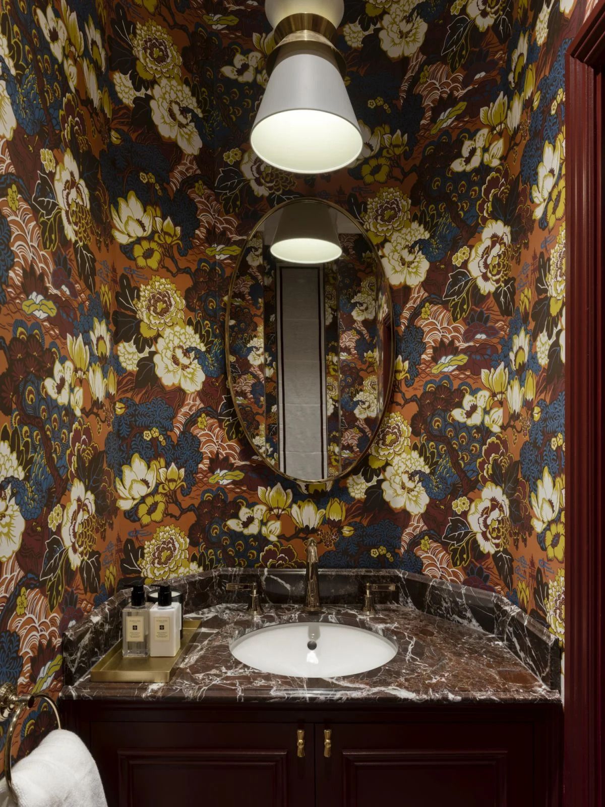 Vibrant, patterned wallpaper in a West London home designed by Rebecca James Studio (Photo: Richard Gooding)