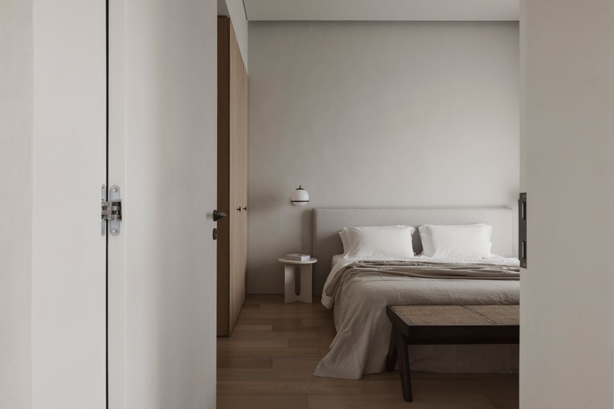 View to the bedroom