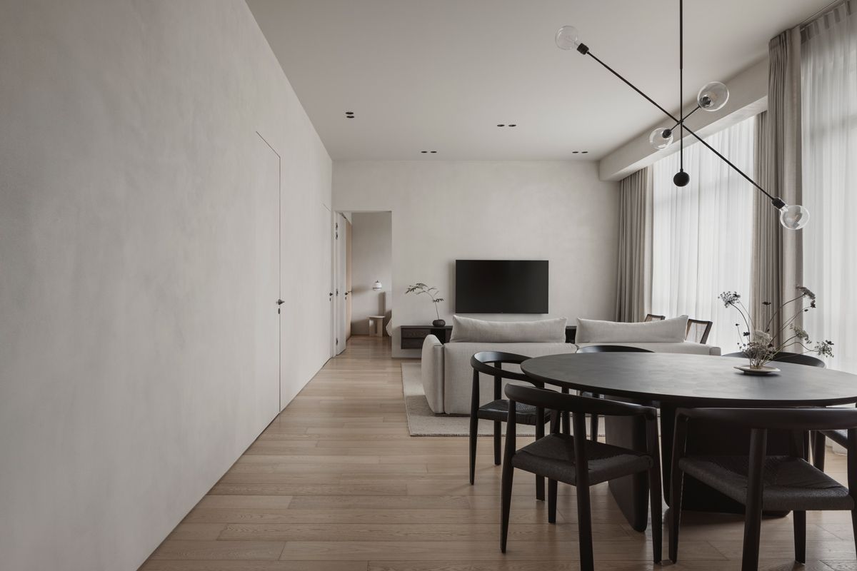 The clean-cut living and dining area