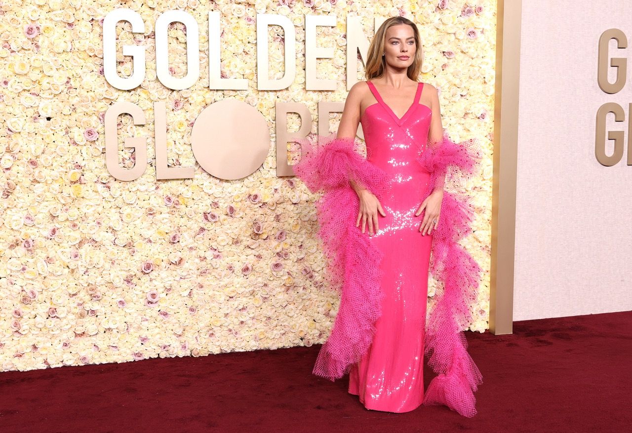 BEVERLY HILLS, CALIFORNIA - JANUARY 07: Margot Robbie attends the 81st Annual Golden Globe Awards at The Beverly Hilton on January 07, 2024 in Beverly Hills, California. (Photo by Amy Sussman/Getty Images)