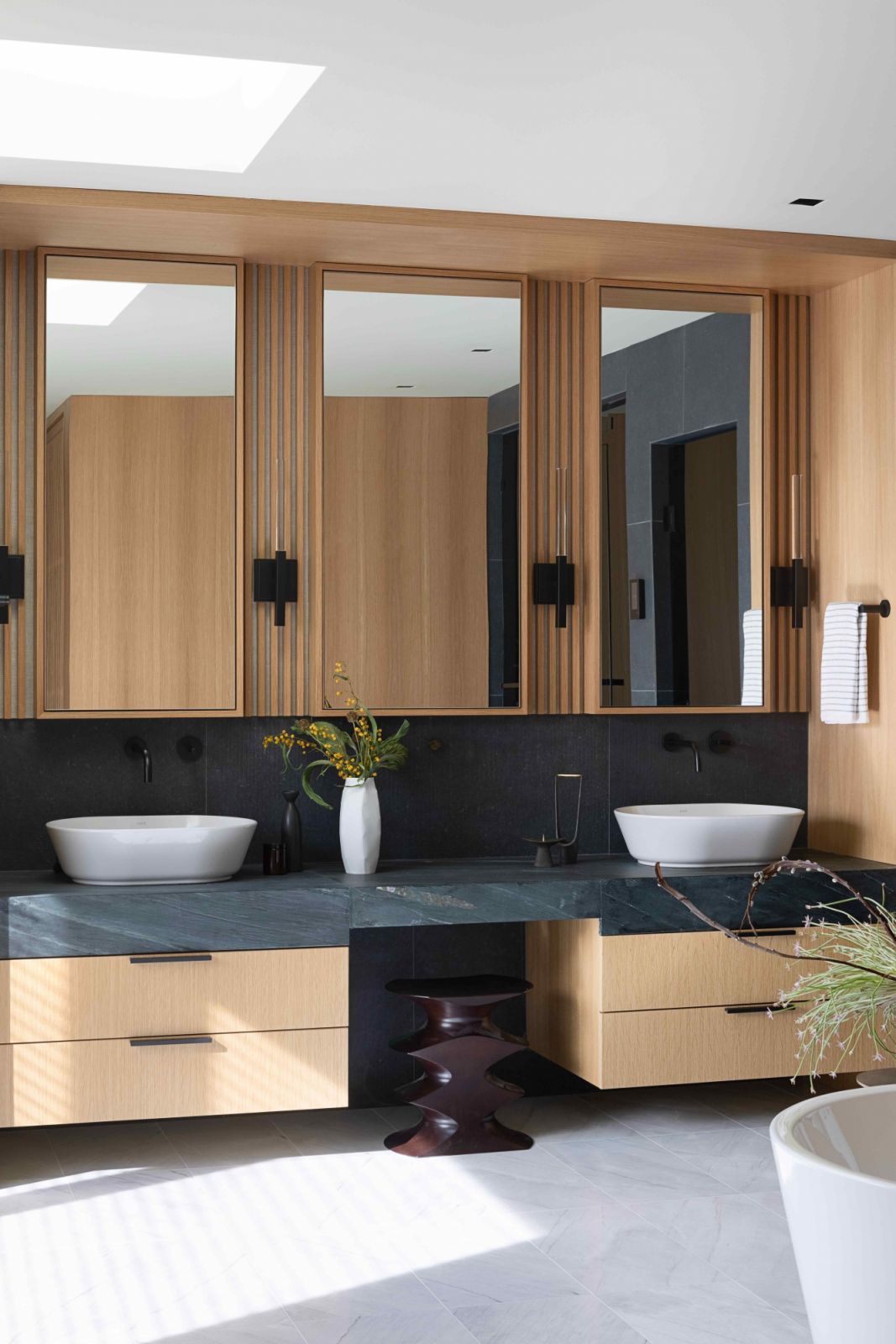 The spacious main bedroom en suite