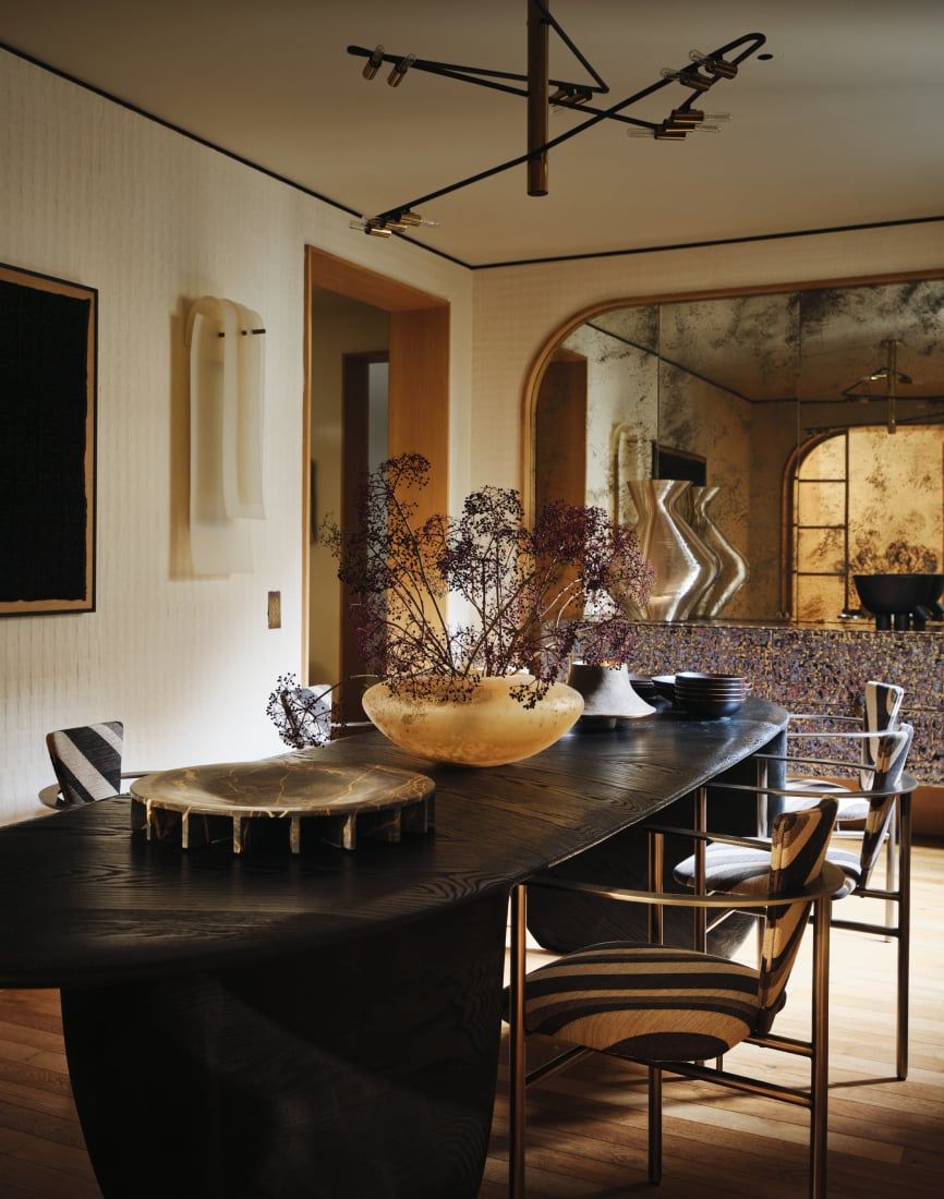 The glamorous dining room of a Toronto residence (Photo: Instagram/@kellywearstler)