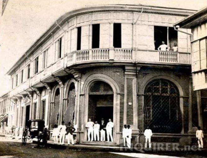 The old facade of 19 19 Grand Cafe (HSBC Building) (Photo: Inquirer.Net)