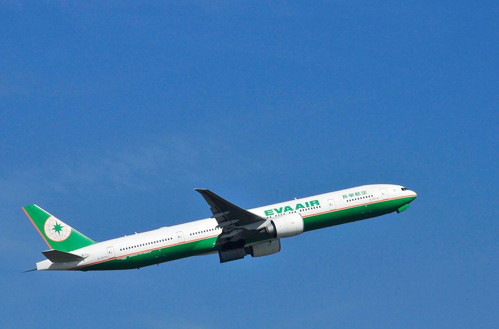 Boeing 777 belonging to Eva Air, or Evergreen Airlines, airline from Taiwan, about to take-off from Paris Charles de Gaulle Airport. (Photo by: Andia/Universal Images Group via Getty Images)