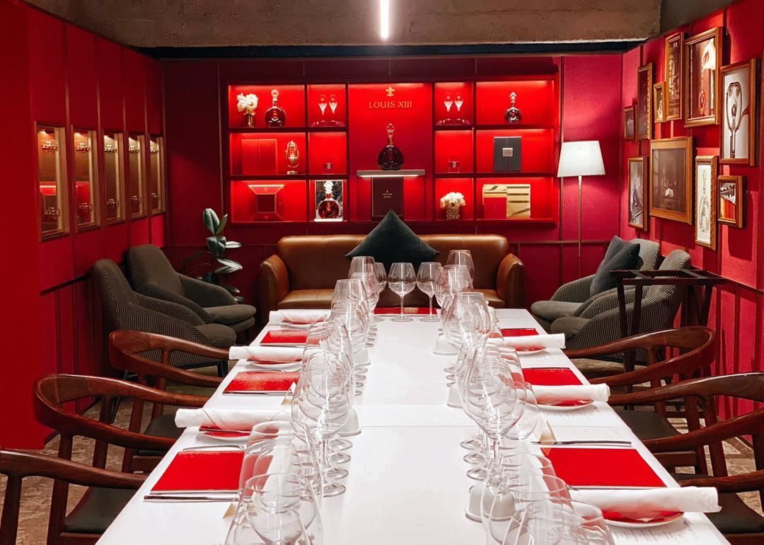 The interior of DC Restaurant (Photo: DC Restaurant)
