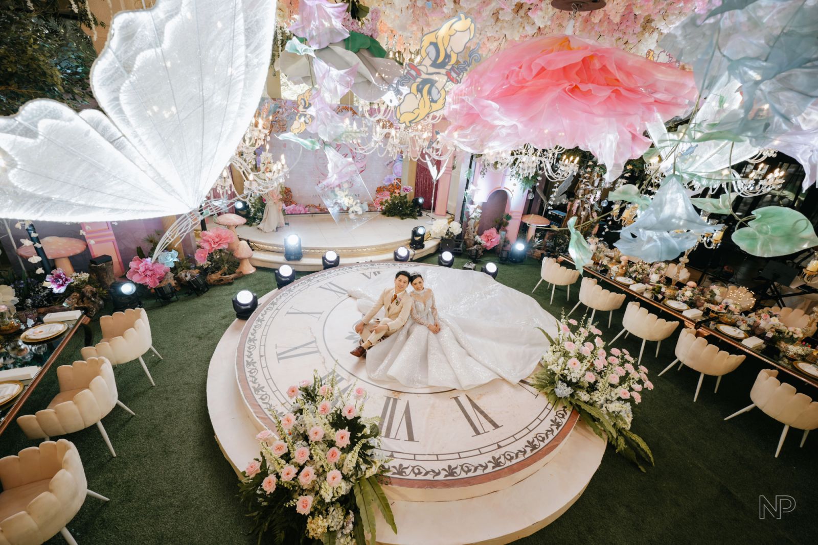 Nice Print Photography shares that weddings are a once-in-a-lifetime event. Filipinos are sentimental and love gatherings, like their clients, Alvin and Almae Francisco (Photo: Nice Print Photography)