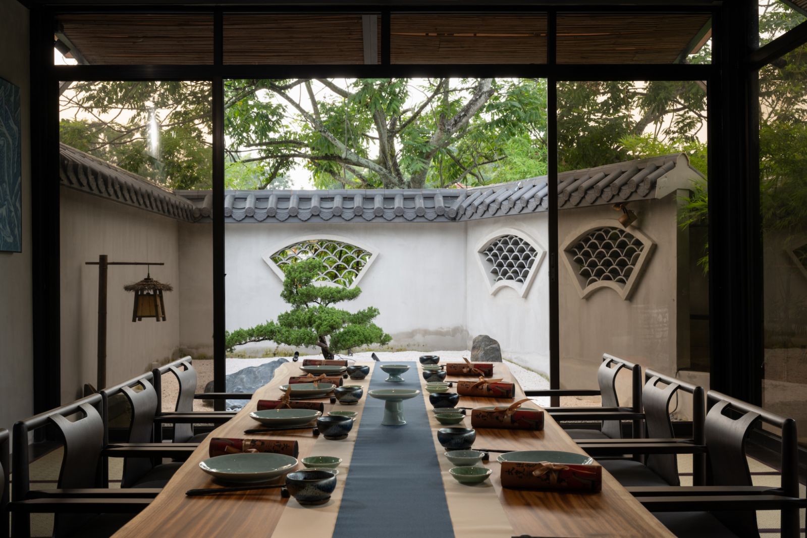 Dai Jin provides an experience inspired by practices during the Song