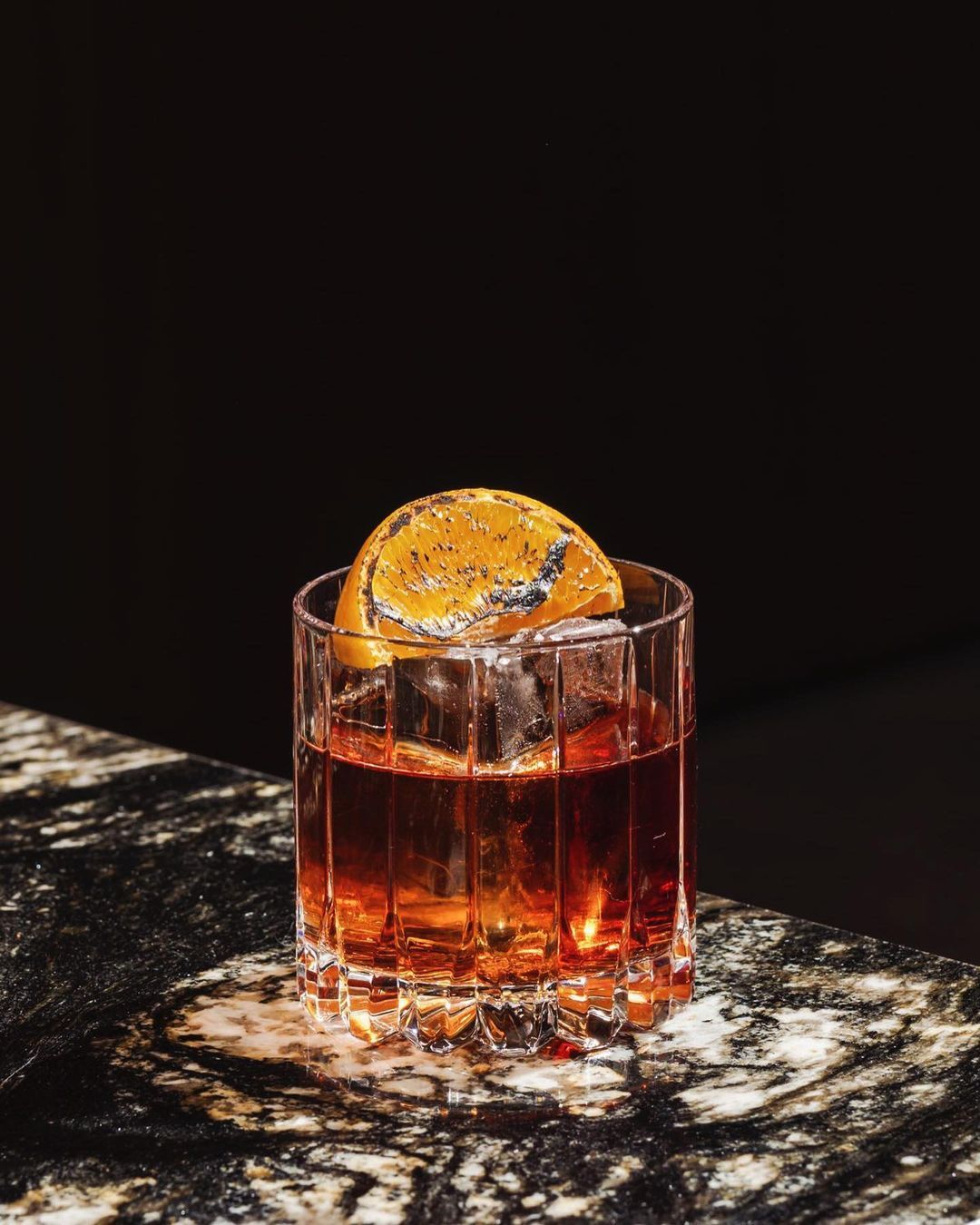 Negroni (Photo: Instagram / @louiesbar_kl)
