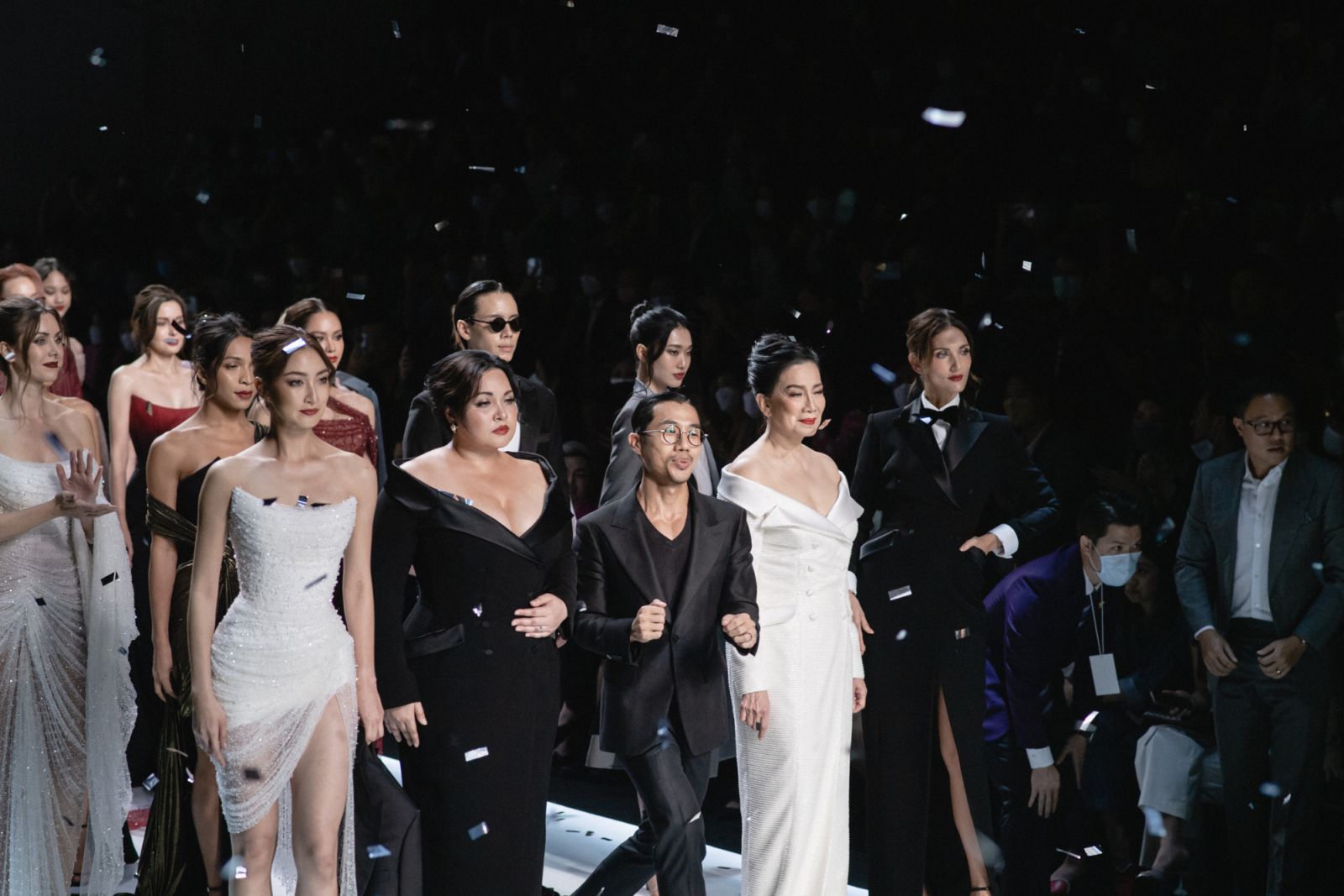 แฟชั่นโชว์ Poem ในงาน BIFW 2022