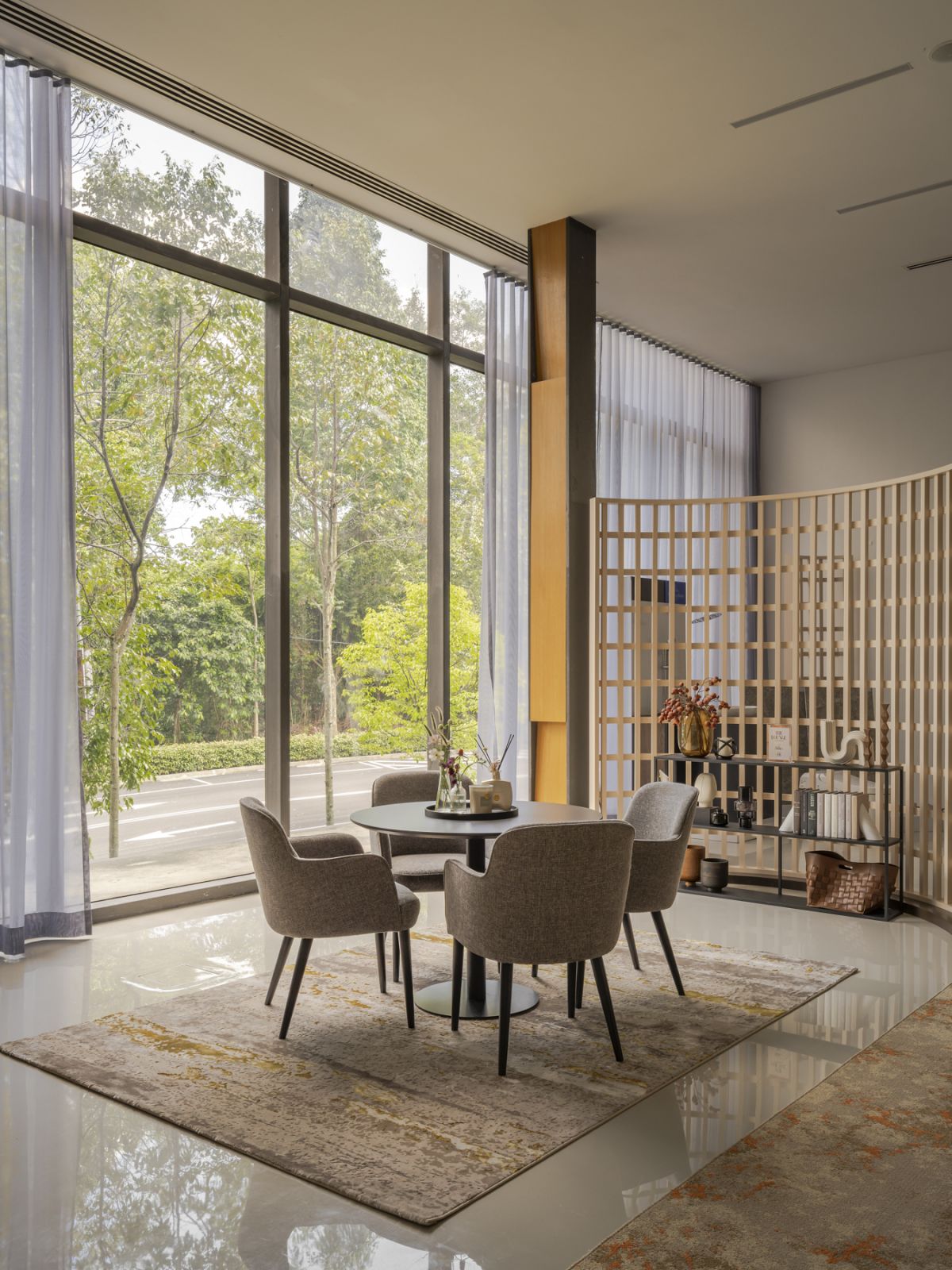 Sheers were favoured instead of heavy curtains