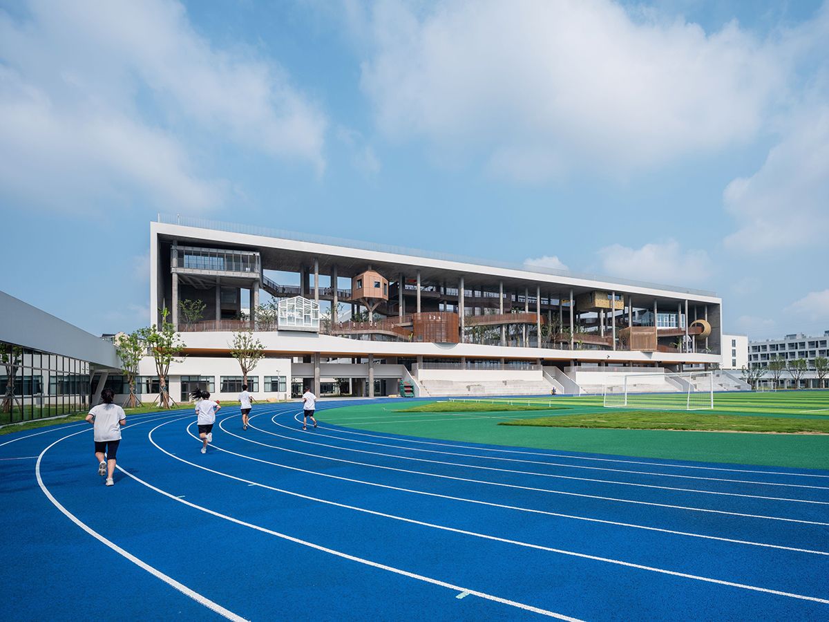 The Huizhen High School, a joint project by Approach Design Studio and Zhejiang University of Technology Engineering Design Group