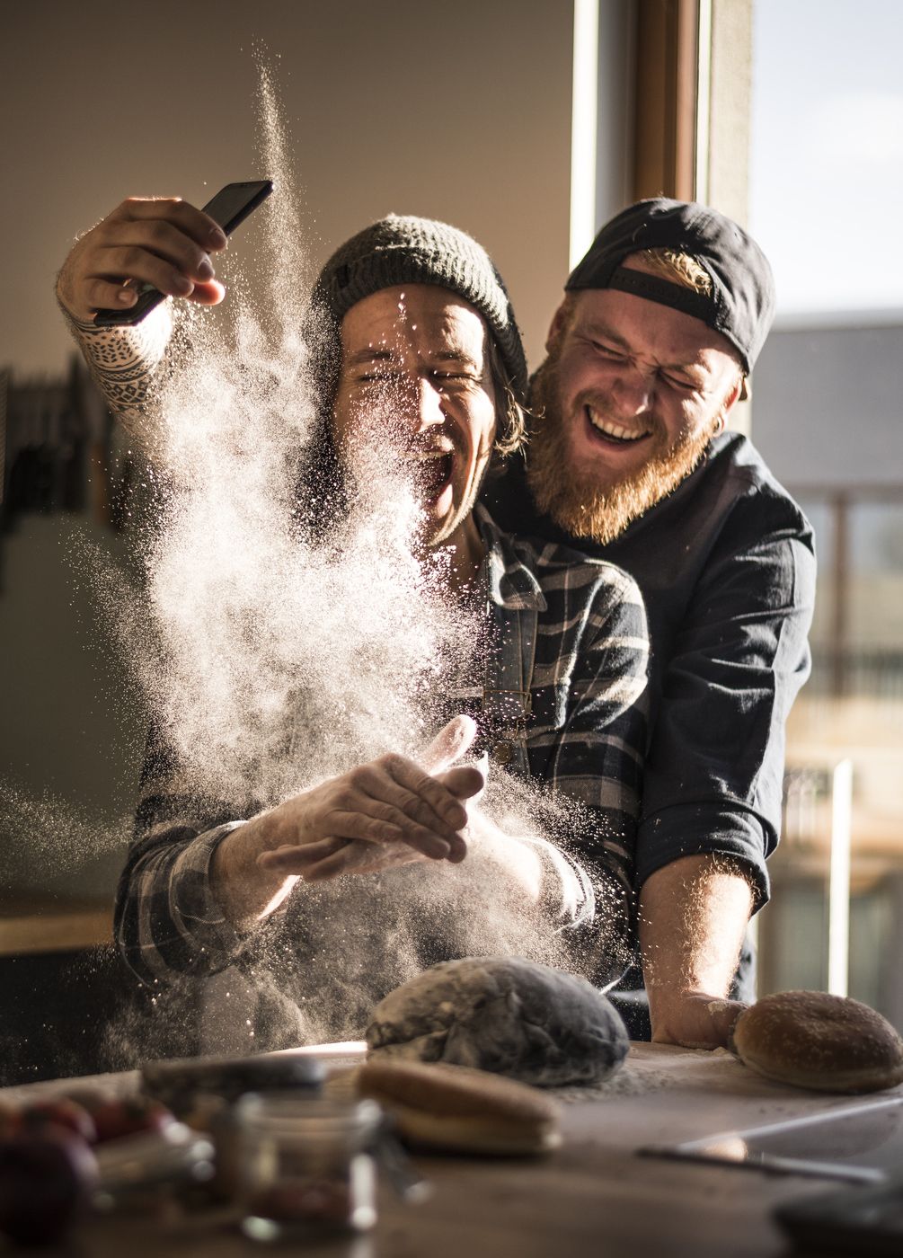 A couple cooking together (Photo: Getty Images)