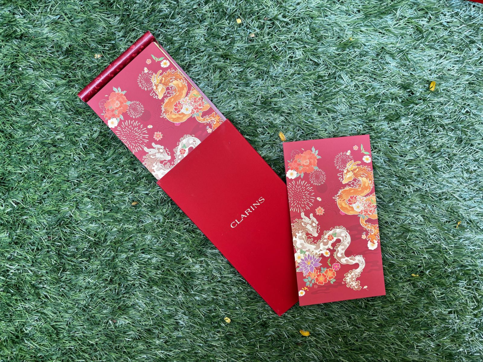 Clarins