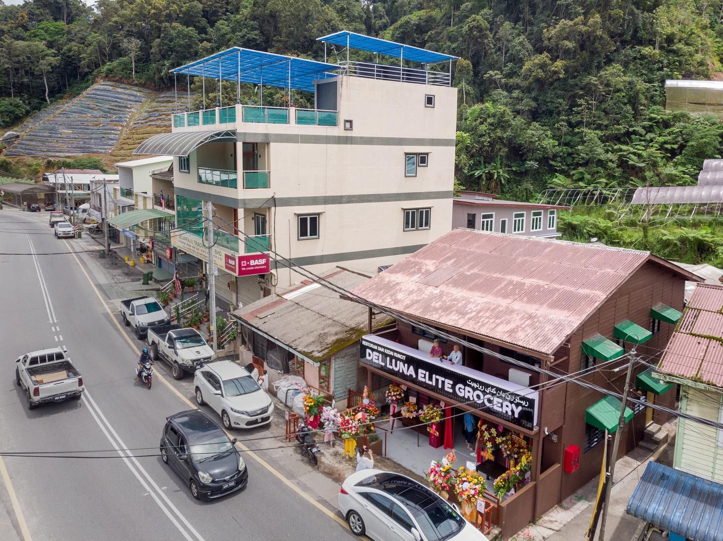 Del Luna Elite Grocery’s exterior (Photo: Facebook / Del Luna Elite Grocery 福門)
