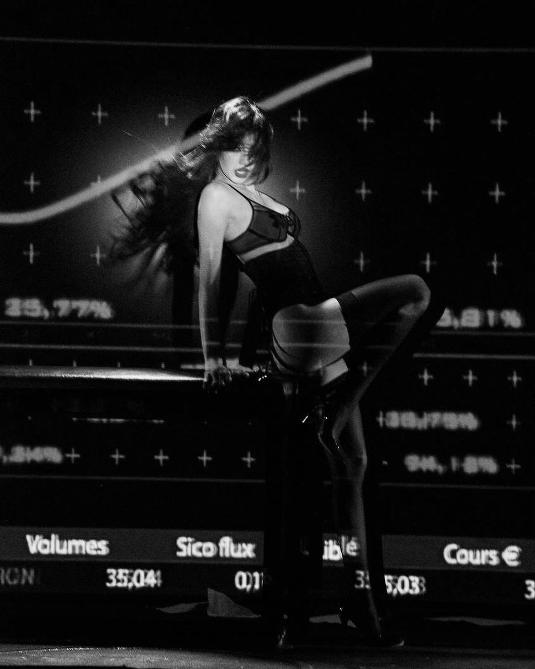 lisa behind the scene for crazy horse