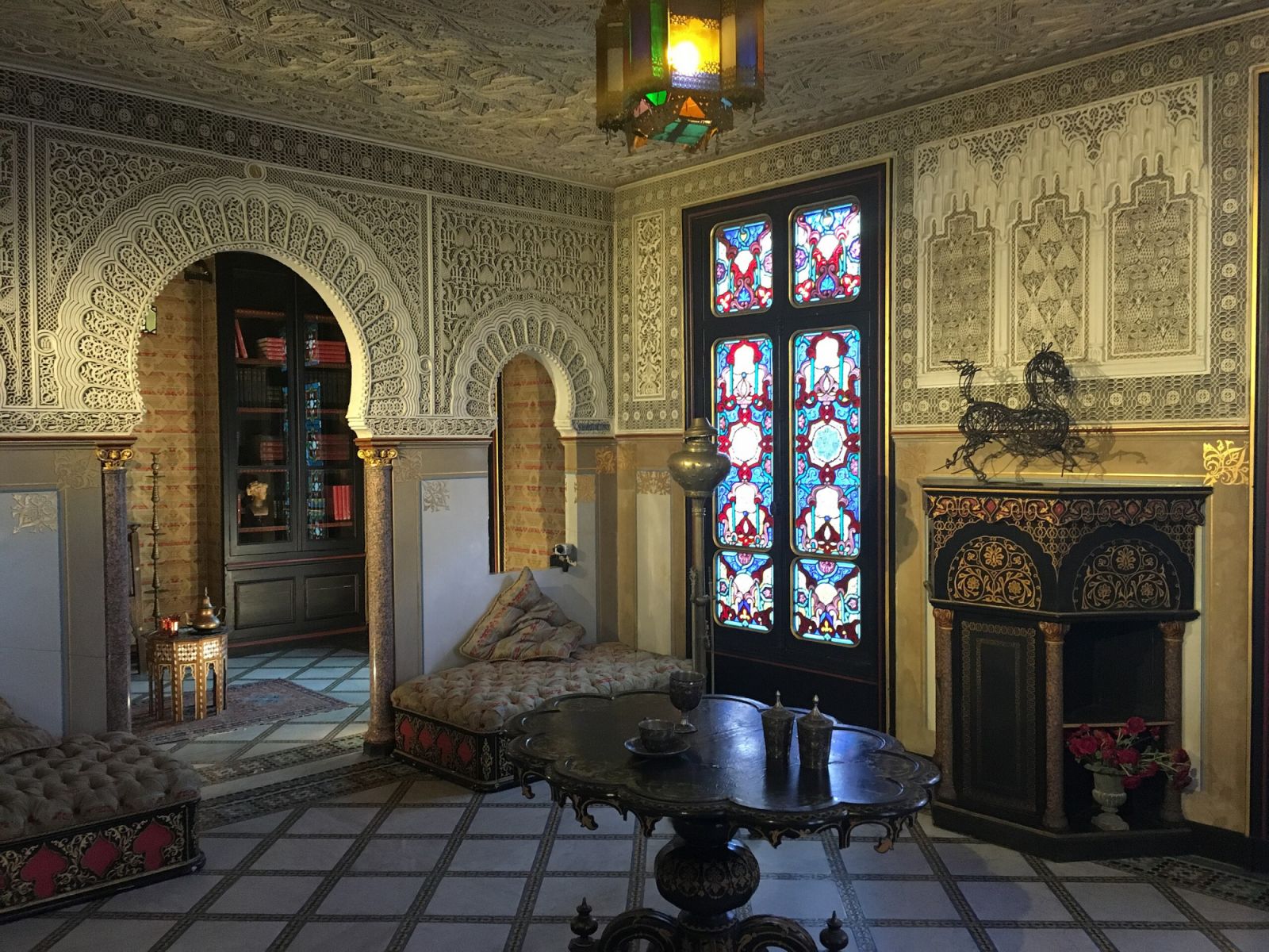 The opulent Moors Salon on the first floor (Photo: Sanchalex / WikiCommons)