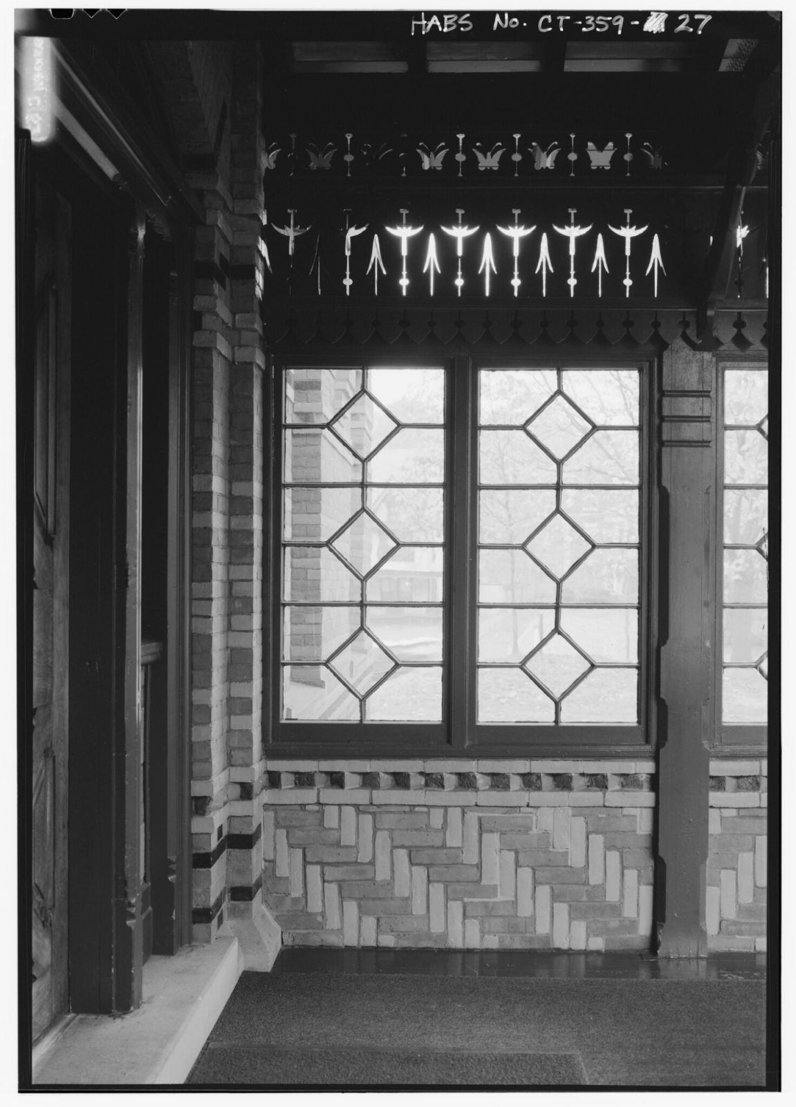 The intricate fretwork skirting (Photo: Library of Congress Prints and Photographs Division Washington, D.C / WikiCommons)