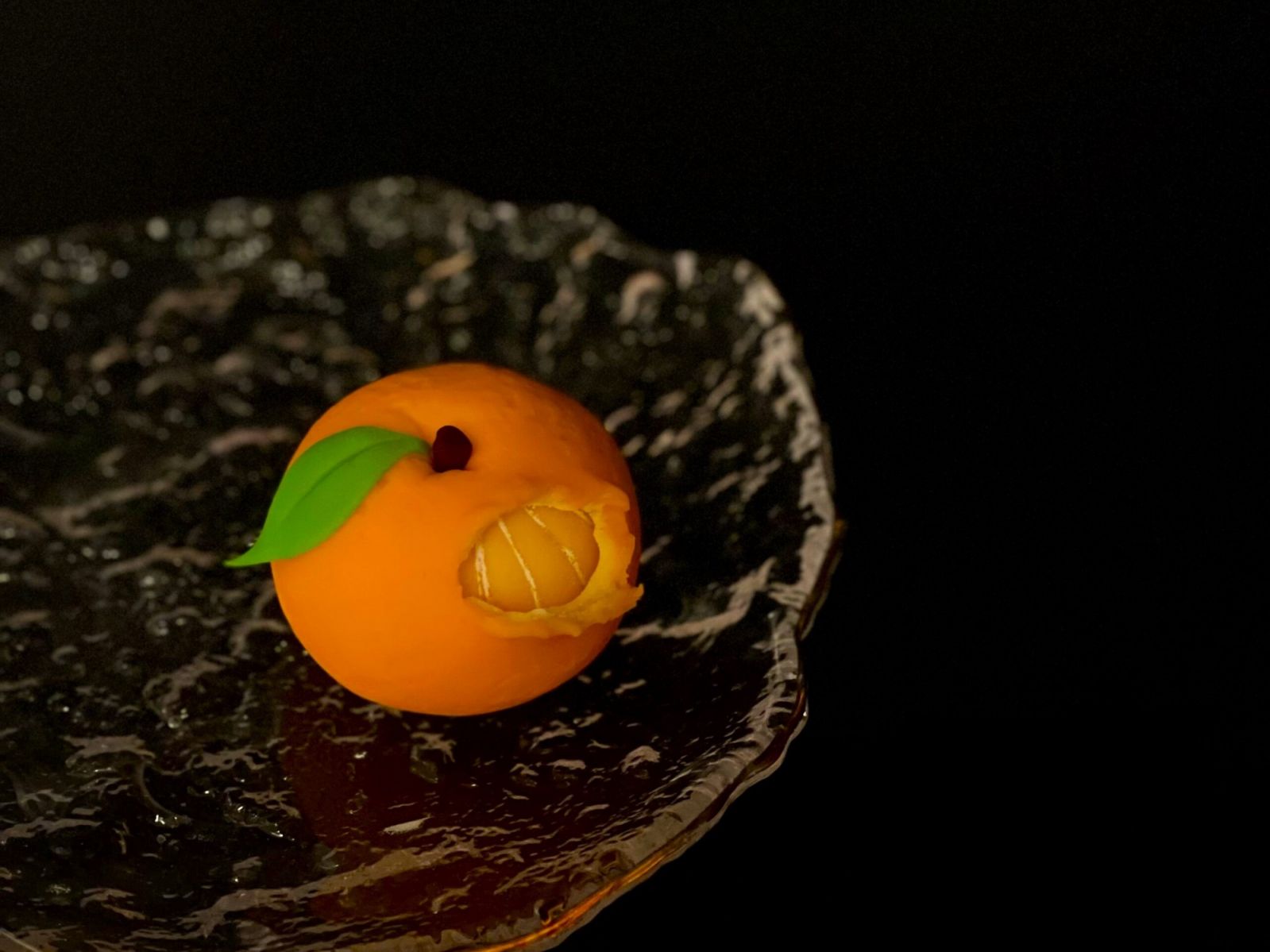 Tangerine mochi (Photo: Yu Wagashi)