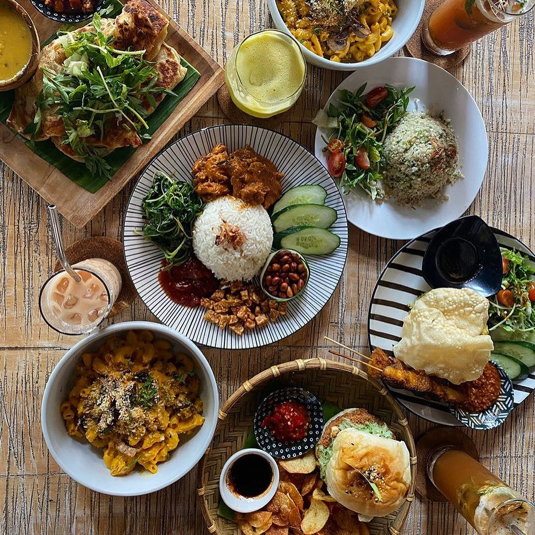 Plant-based version of Malaysian mainstays (Photo: Instagram / @thehungrytapir)