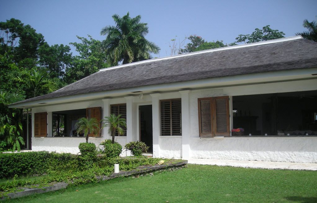 The Fleming Villa where the author penned the 'Bond' novels (Photo: Banjoman1 / WikiCommons)