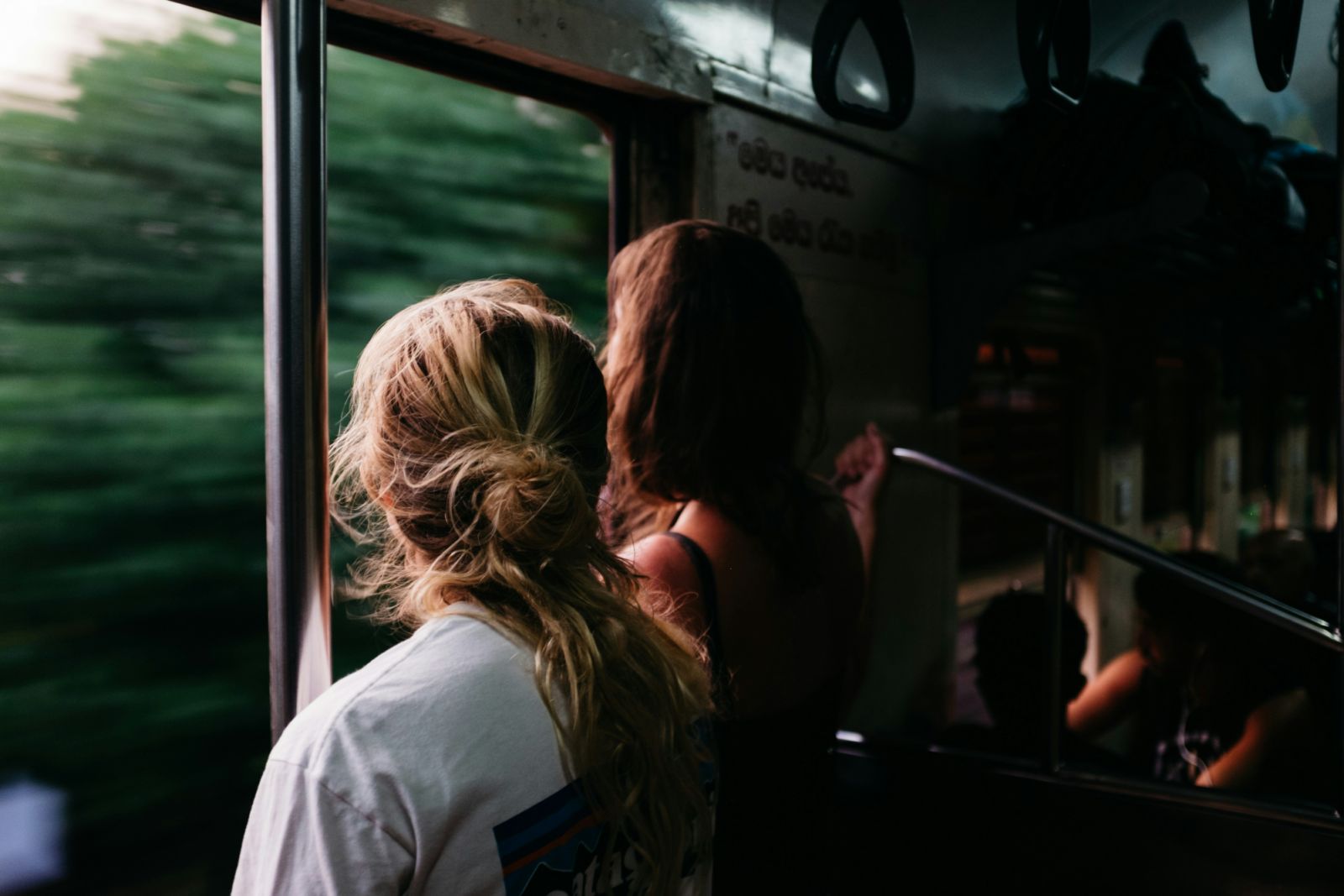 Exploring Sri Lanka (Photo: Fredrik Öhlander / Unsplash)