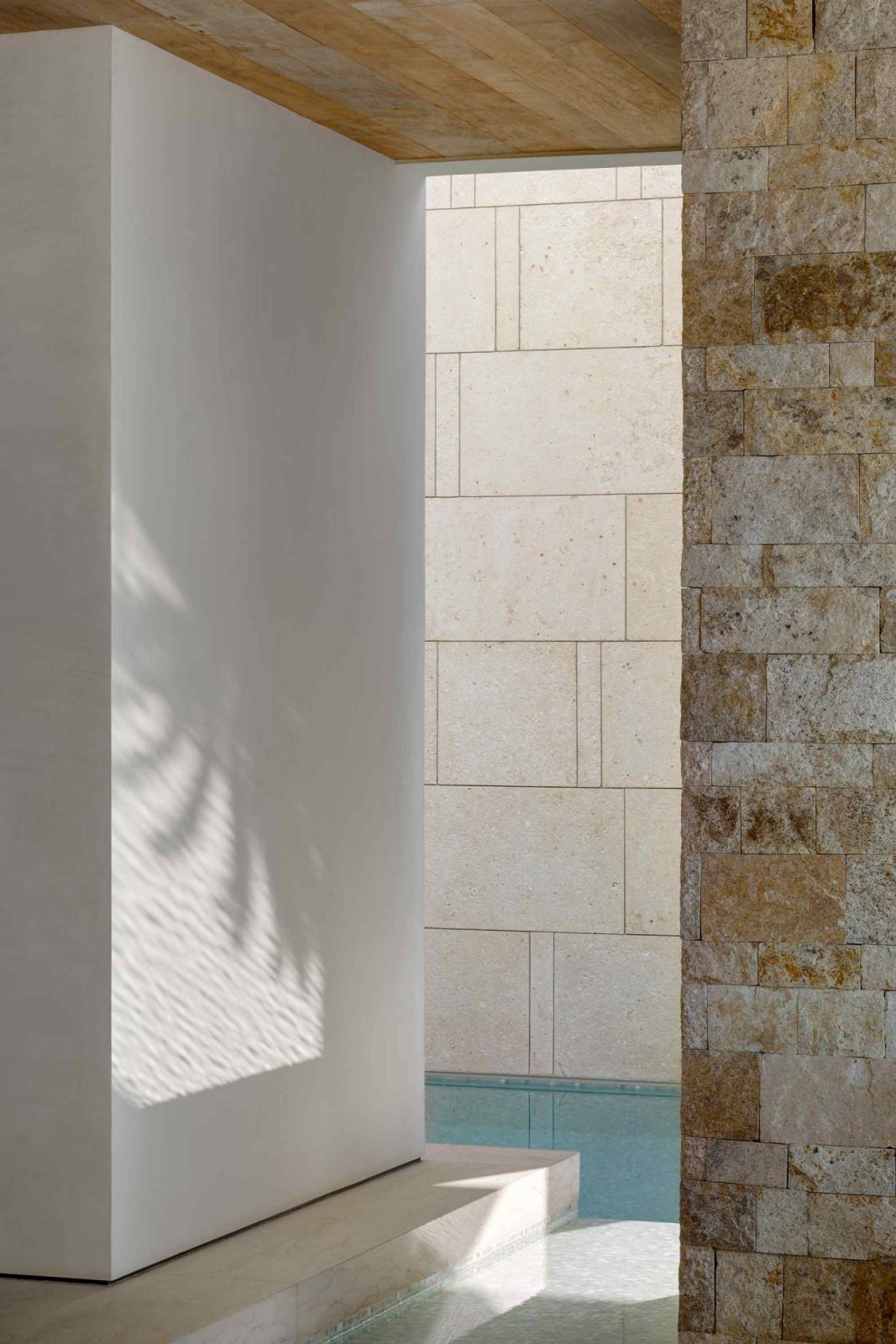A combination of quarry stones, limestones and stucco
