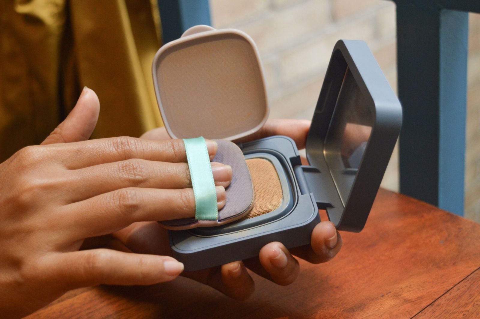 Here's why you should get cushion foundations (Photo: Getty Images)