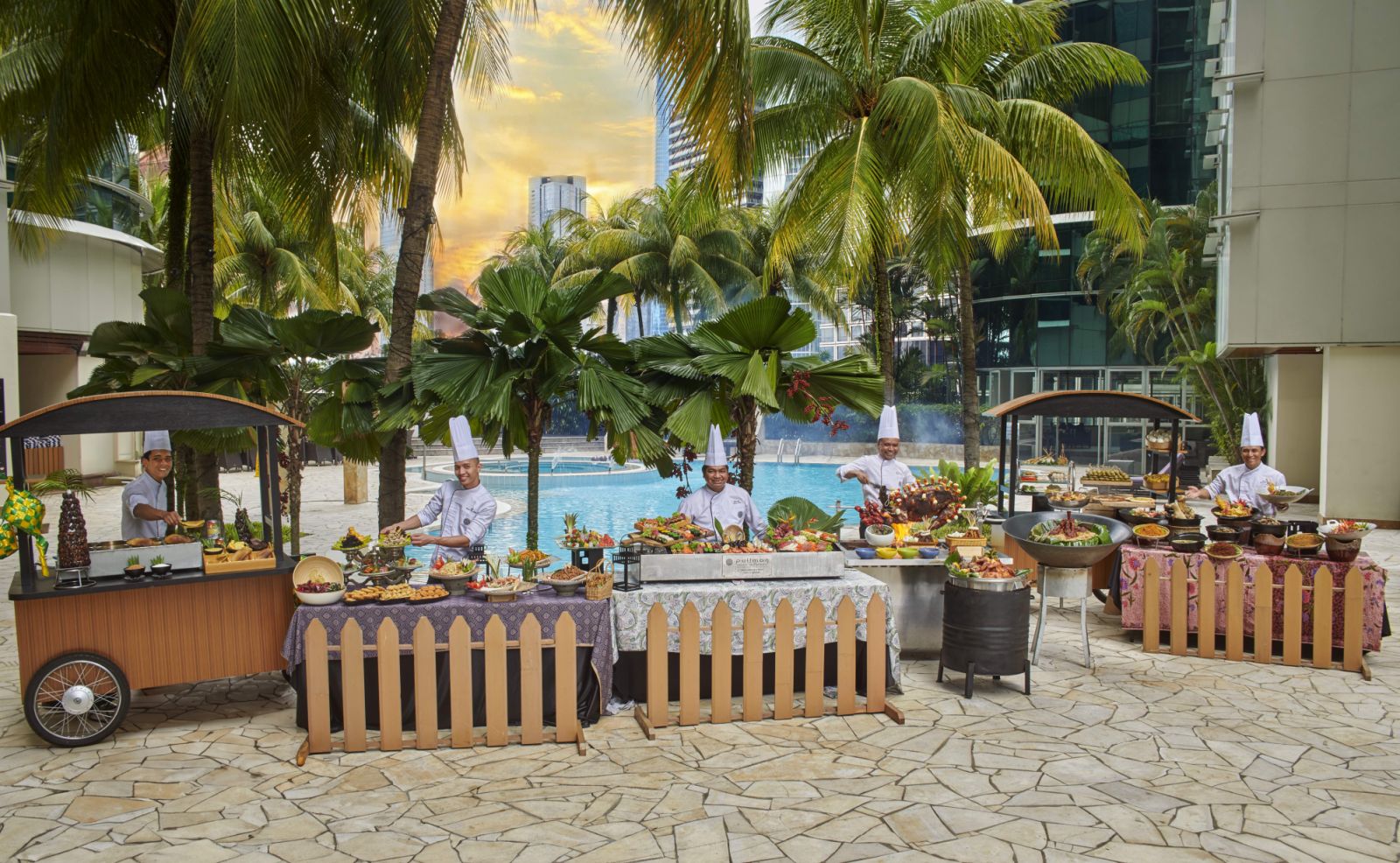 Sedap Restaurant’s food stalls (Photo: Pullman KLCC Hotel & Residences)