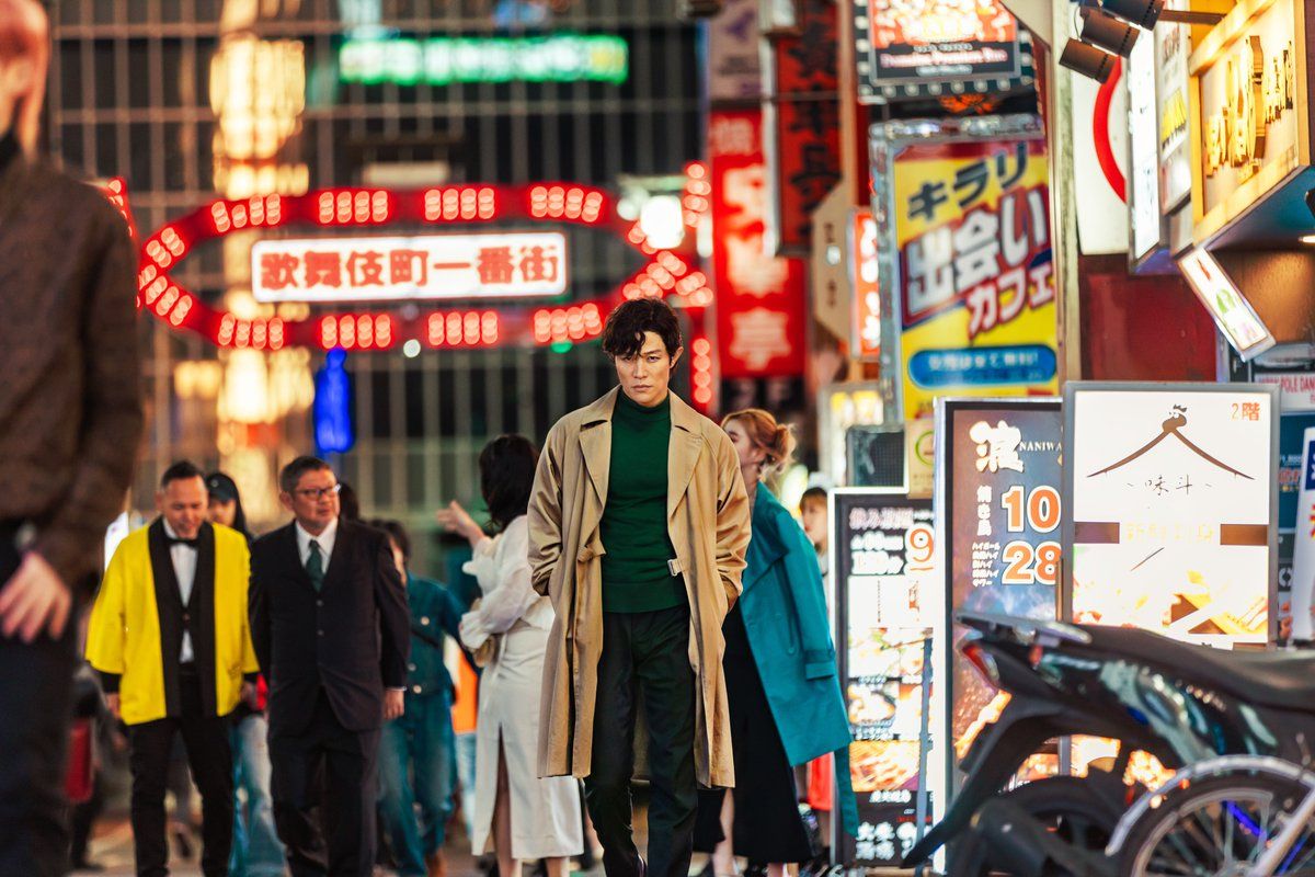 Netflix公開《城市獵人》劇照,場景選在東京歌舞伎町,相當還原原著設定。(Photo: Netflix)
