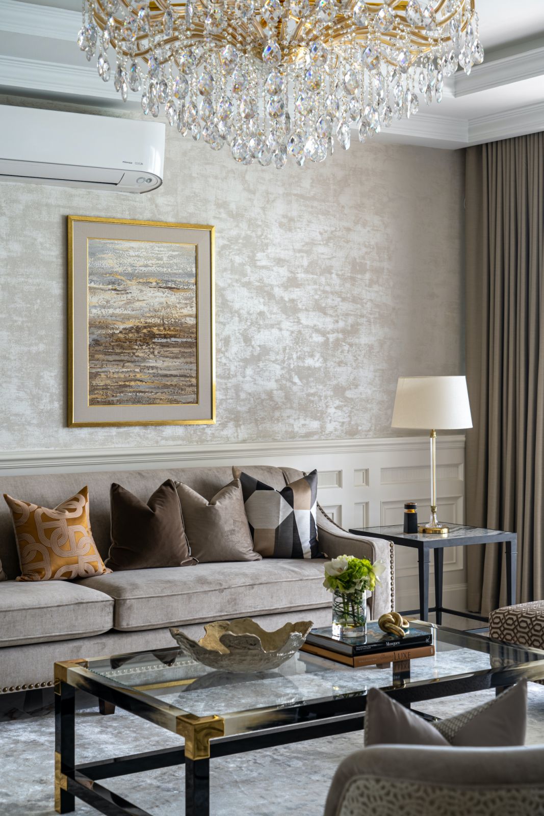 Textural contrasts elevate the shades of taupe