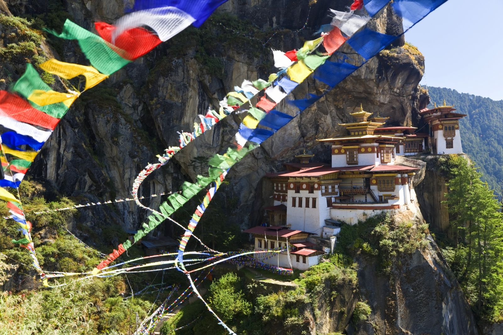 Taktsang Dzong (biara) atau Sarang Harimau, dibina pada abad ke-8, Paro, Bhutan