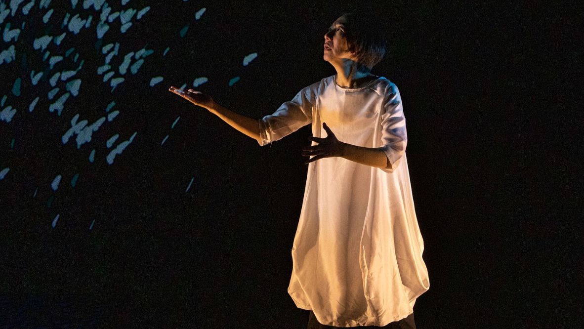 Chisato Minamimura in ‘Scored in Silence’ (Photo: courtesy of Mark Pickthall)