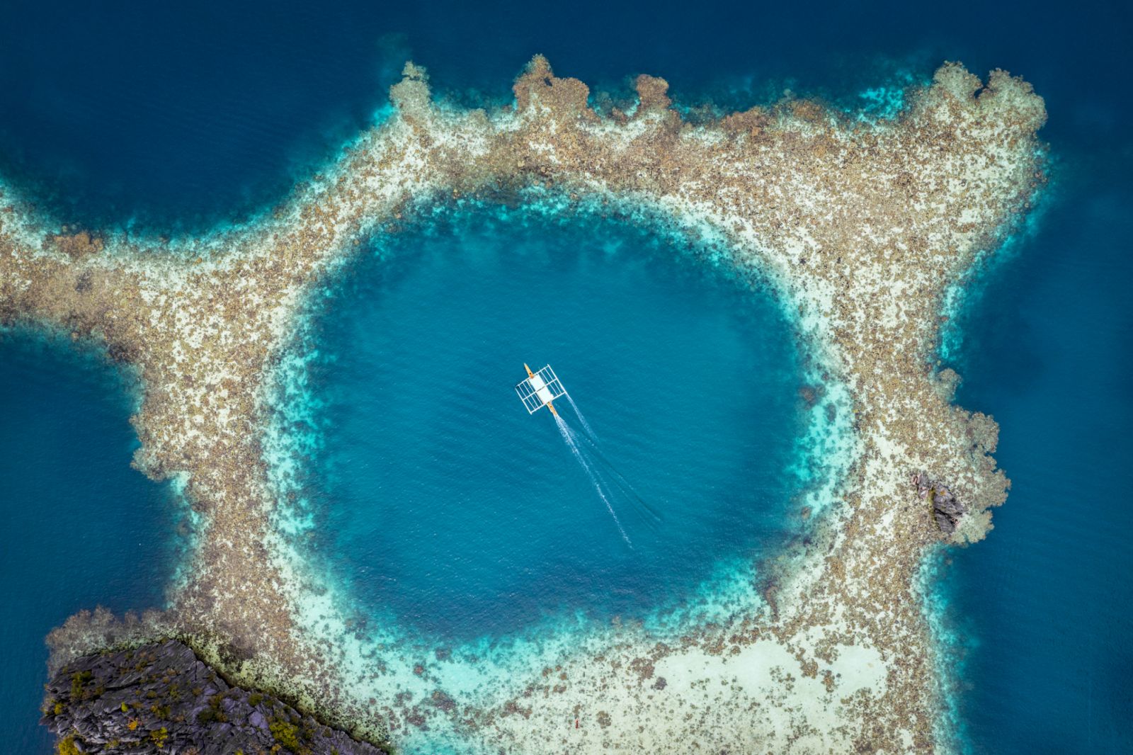 Coral Reefs of Palawan (Photo: GettyImages)