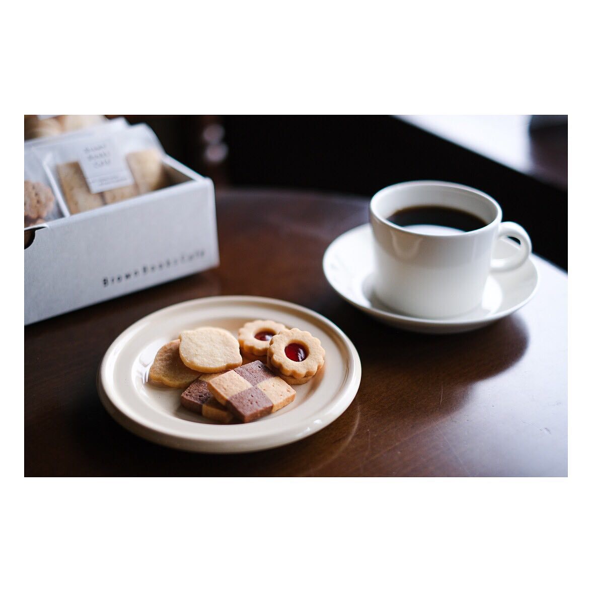 Photo: IG@brownbookscafe