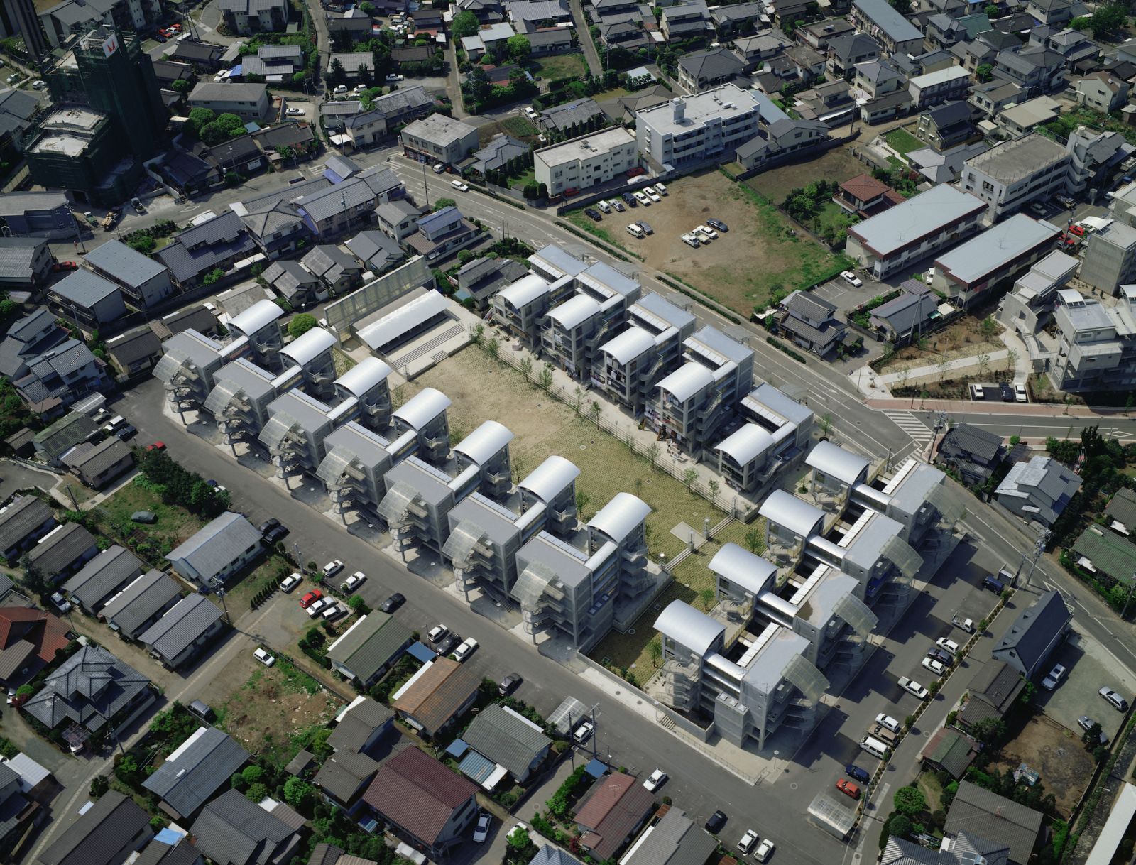 Hotakubo Housing (Photo: Tomio Ohashi)