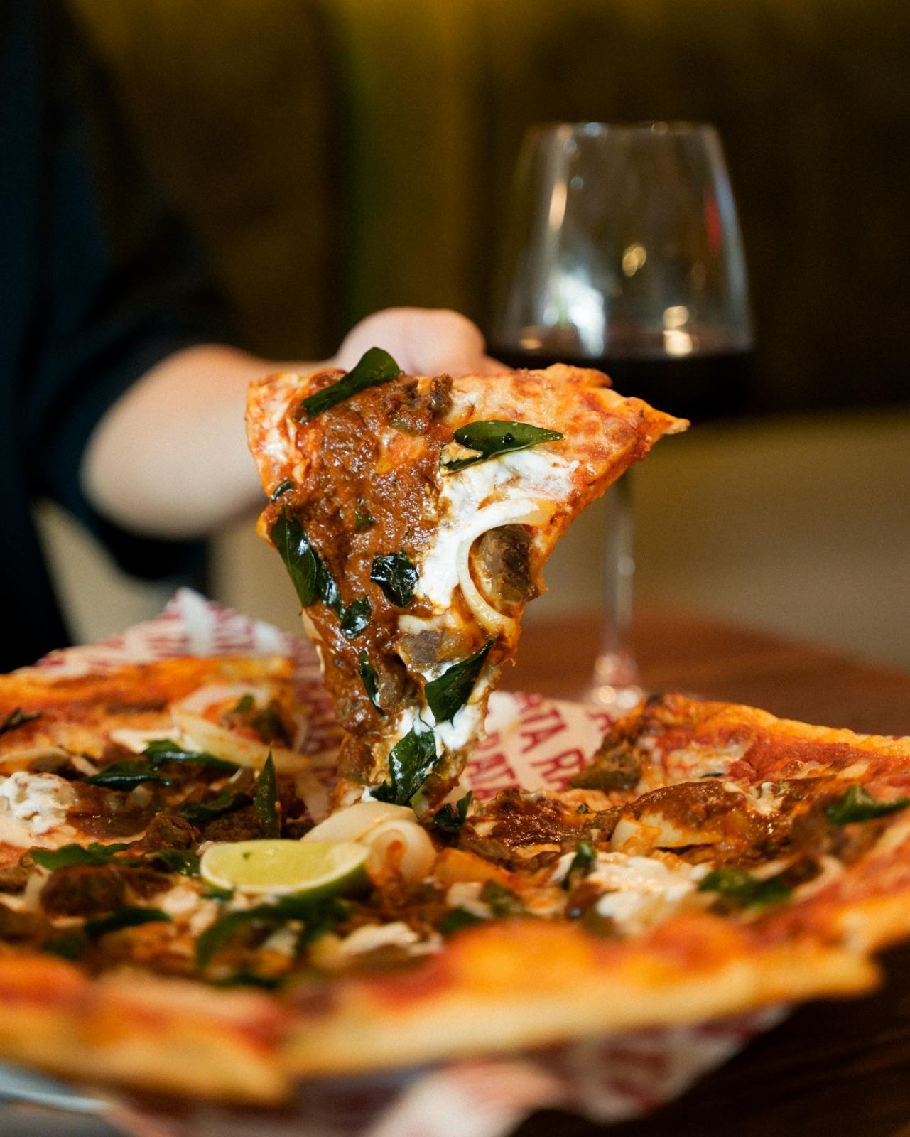Mutton masala pizza (Photo: Facebook / Rata)