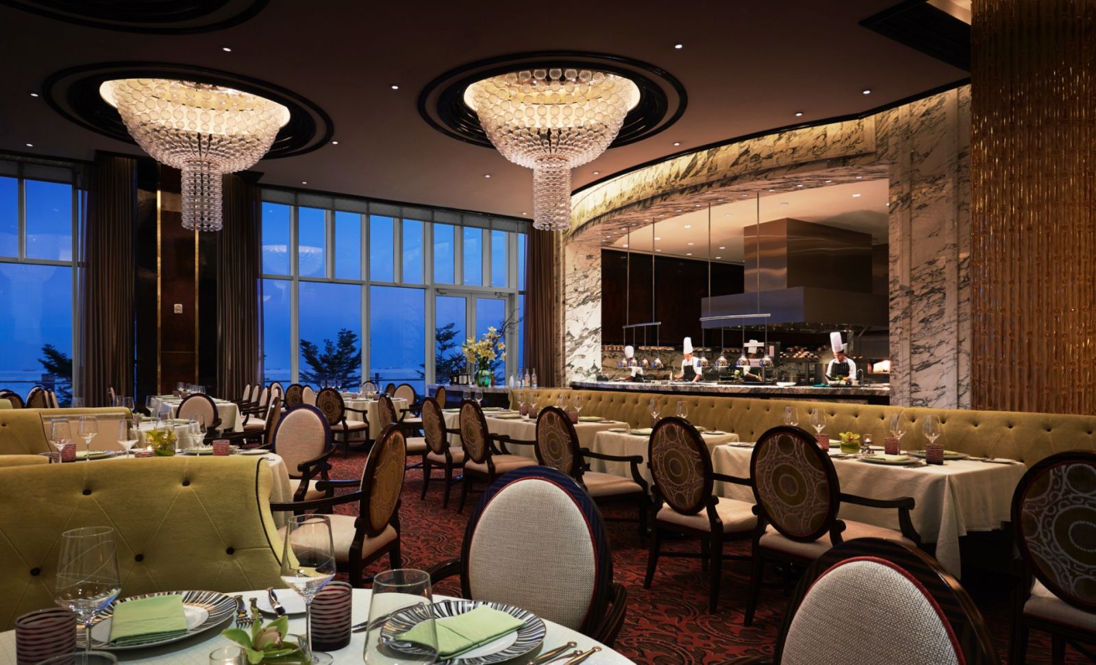 Restaurants with the best bathrooms - Finestra Main Dining Area