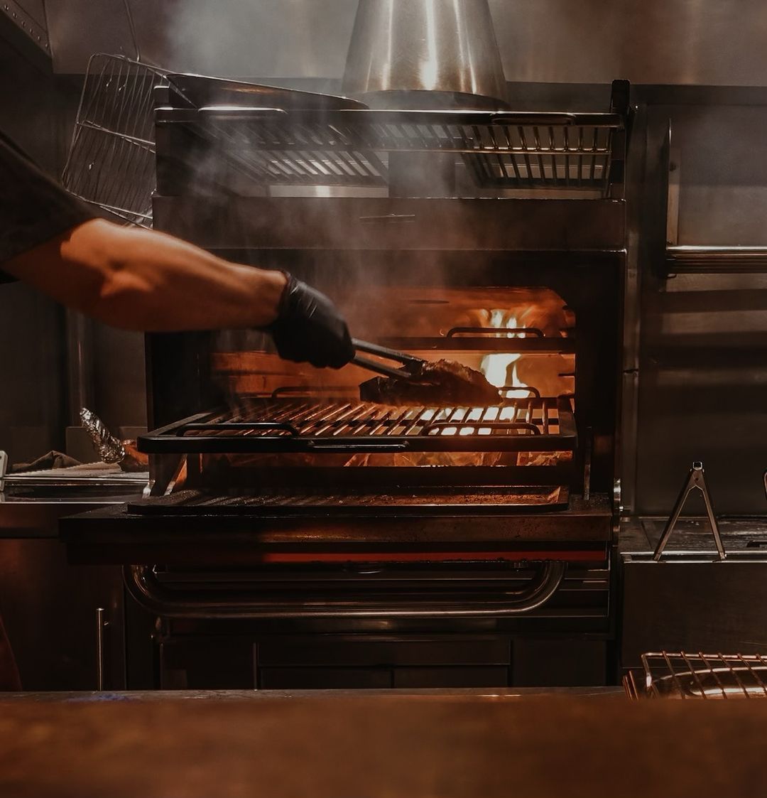 Maillard Grill uses rambutan wood (Photo: Instagram / @maillardgrill.asia)