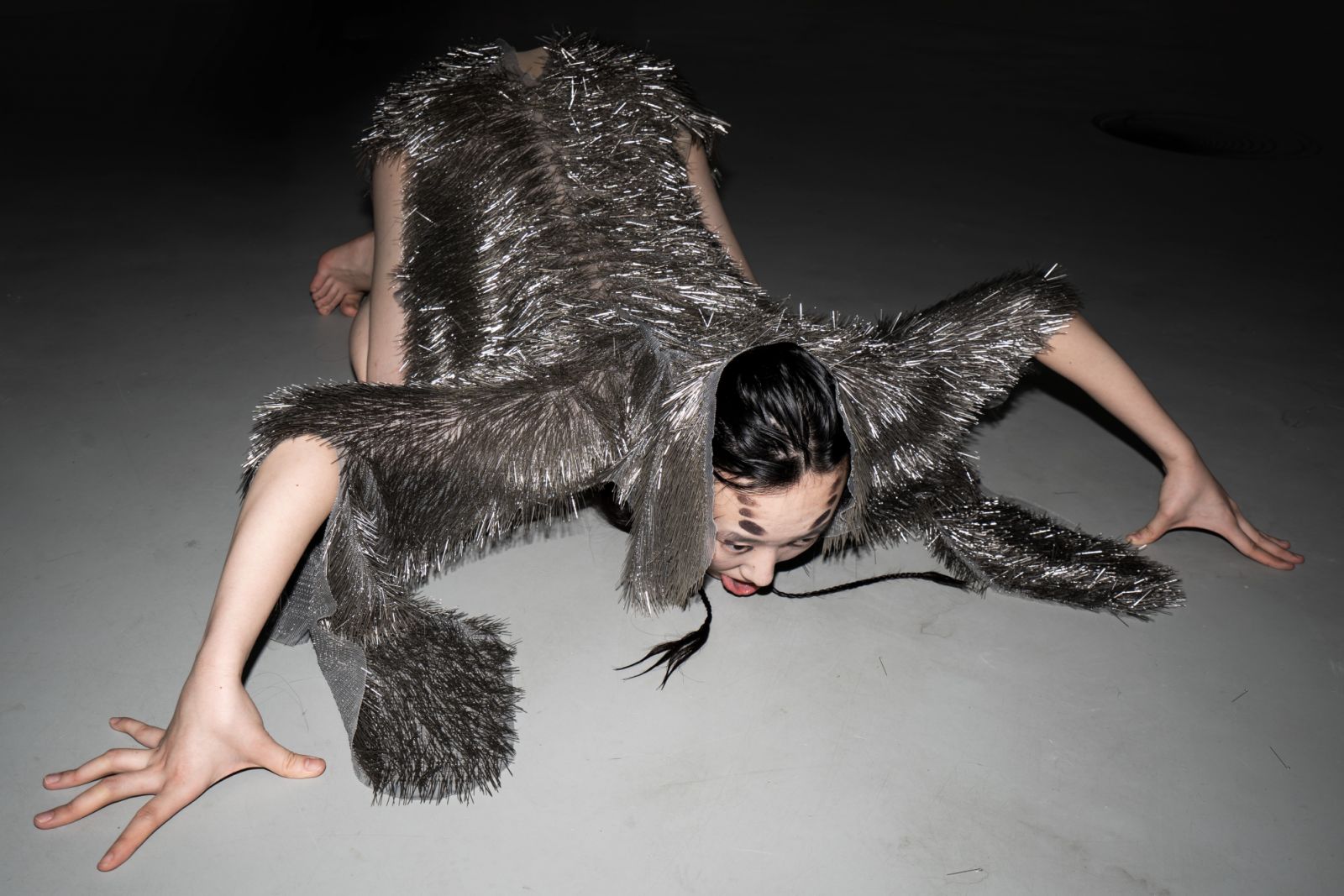 Photo documentation of Joy Li’s “Siliver Monster” (2022) on view as part of “Marks of the Beasts” at Tomorrow Maybe, March 26-April 28, 4/F, Eaton HK, 380 Nathan Road, Jordan (Photo: courtesy of Tomorrow Maybe)