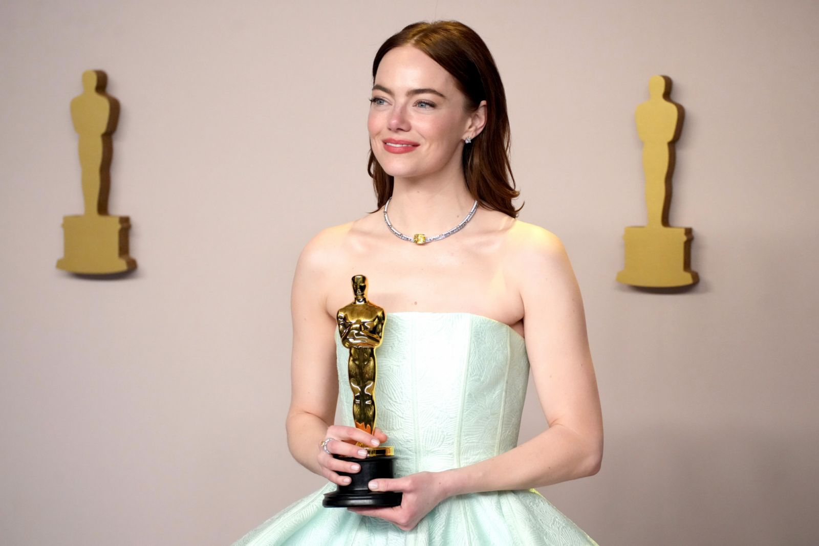 HOLLYWOOD, CALIFORNIA - MARCH 10: Emma Stone, winner of the Best Actress in a Leading Role award for âPoor Thingsâ, onstage in the press room at the 96th Annual Academy Awards at Ovation Hollywood on March 10, 2024 in Hollywood, California. (Photo by Jeff Kravitz/FilmMagic)
