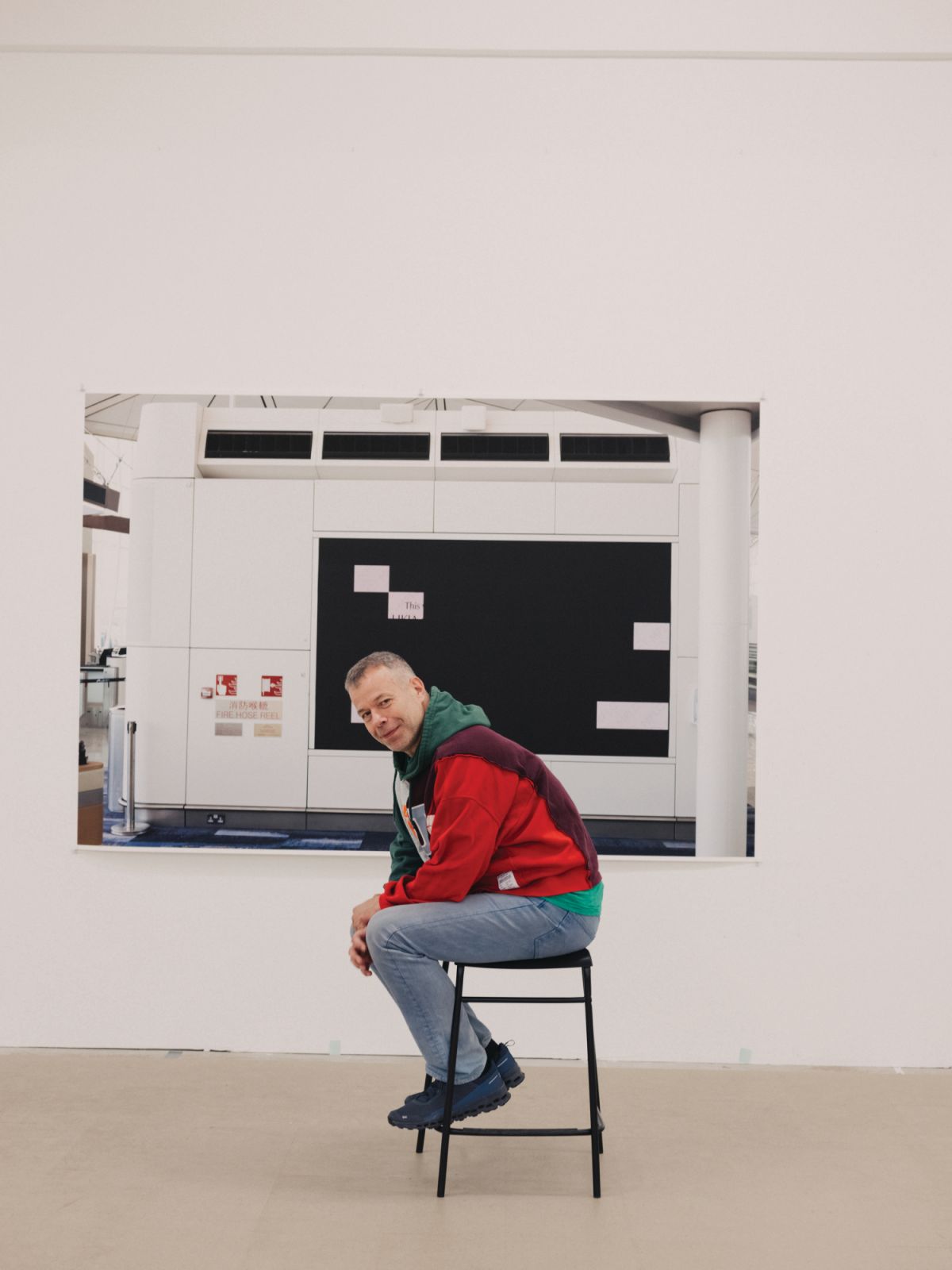 Wolfgang Tillmans ที่สตูดิโอสำหรับสร้างสรรงานศิลปะ ใน Berlin ปี 2024 (ภาพ: Mustafah Abdulaziz)