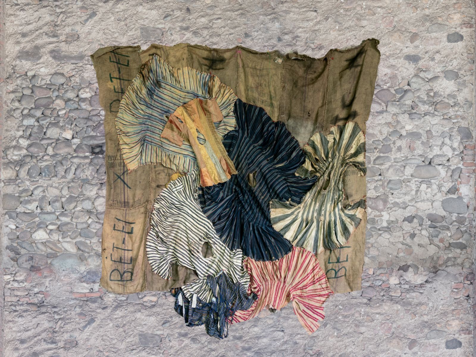 Ibrahim Mahama's "Untitled" (2018) on view for "Coalescent Lights" a presentation by 1-54 at Christies, March 26 - 30, 22/F Alexandra House, 18 Chater Rd, Central (Photo/ courtesy of the Artist and Apallazo Gallery).jpg