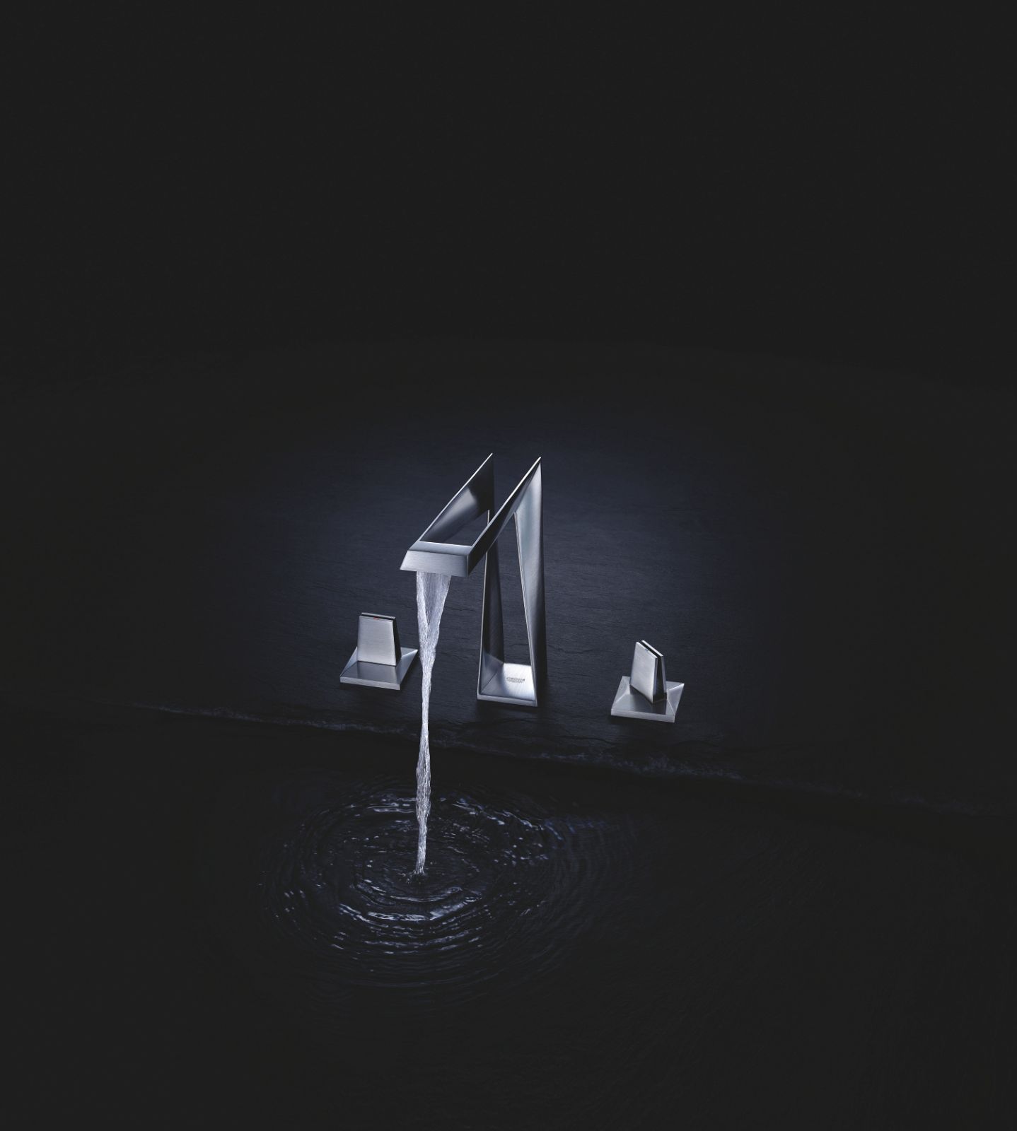 The sculptural Allure Brilliant Icon 3D basin mixer