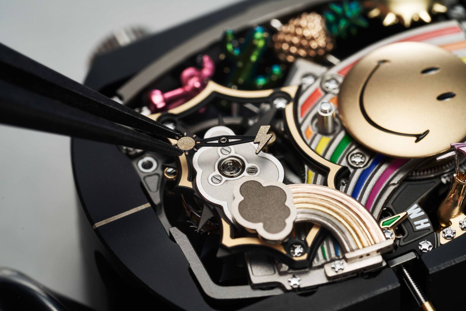 RICHARD MILLE的設計美學從機芯工藝到外觀設計，是全觀方式的考量。Photo：RICHARD MILLE