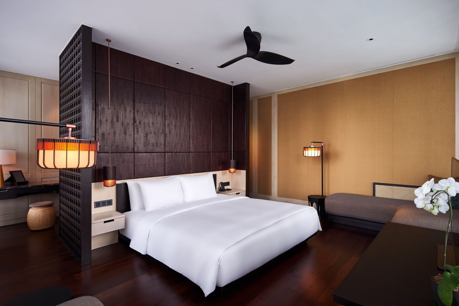 The bedroom at the RuMa Suite