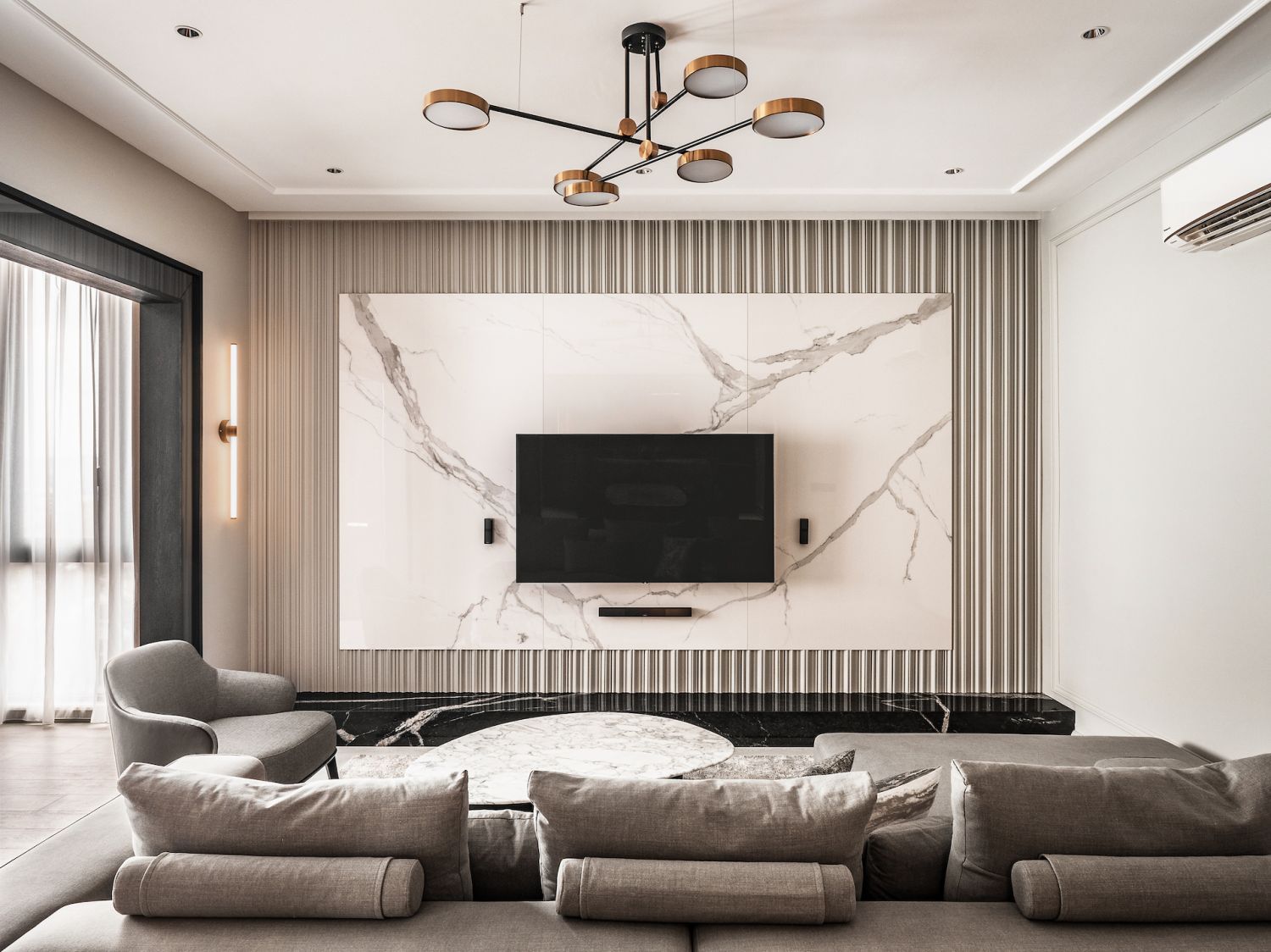 A Parisian chic penthouse designed by Nevermore Group (Photo: The Space Storyteller)
