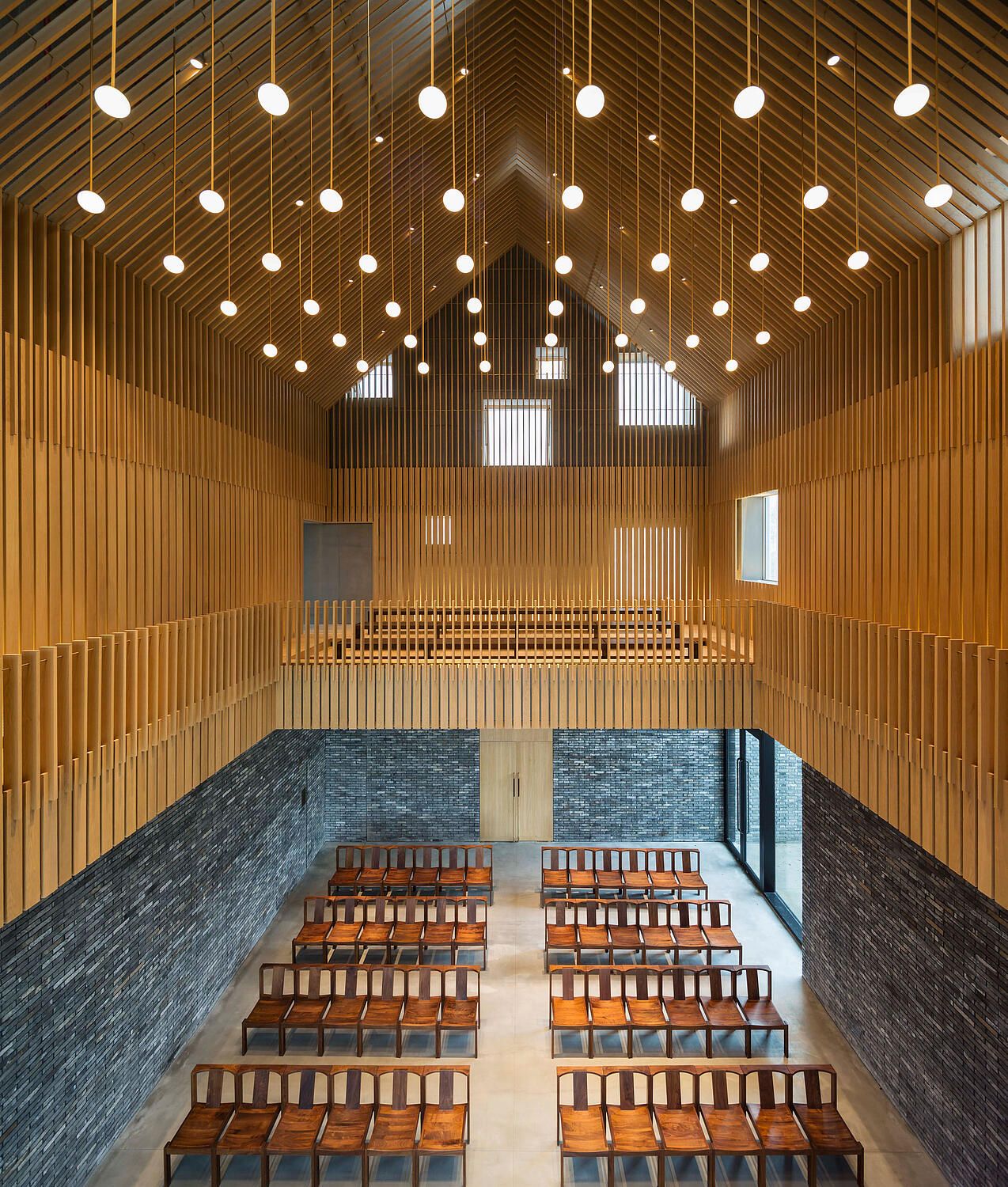 The luminous 12-metre high main chapel space within ((Photo: Pedro Pegenaute)
